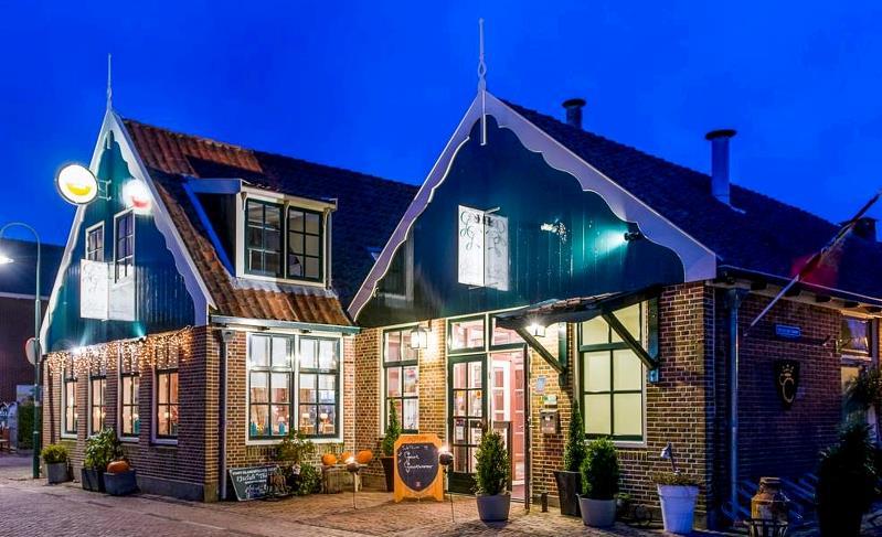 buitenaanzicht bij genot van grootschermer
