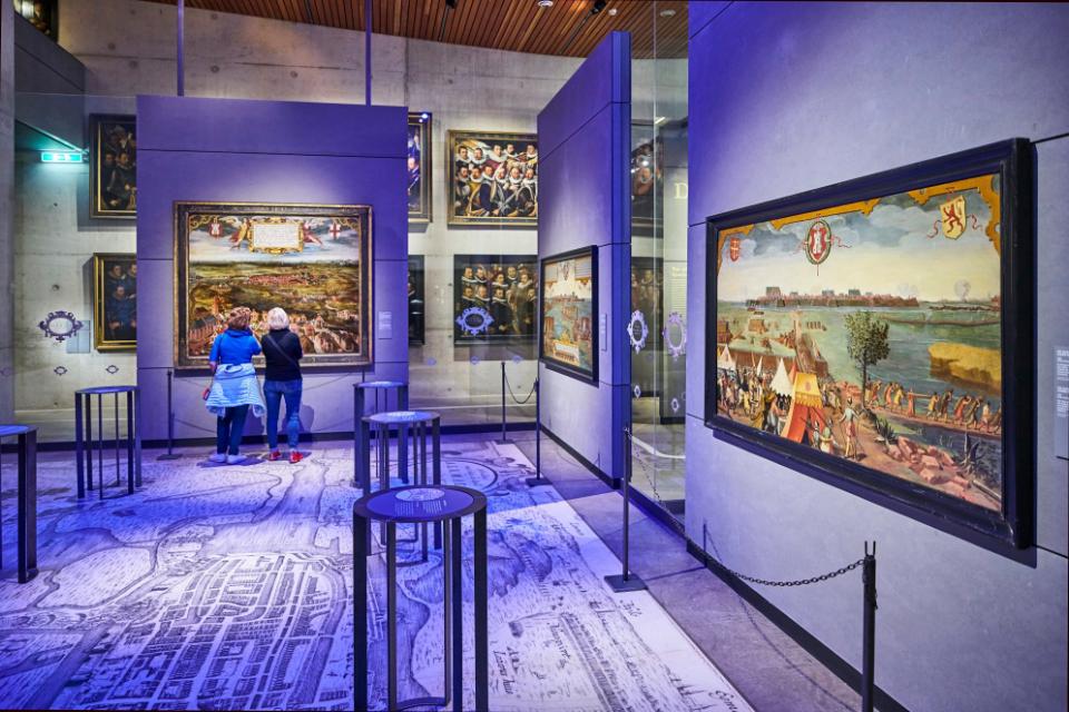 Binnen bij het stedelijk museum alkmaar
