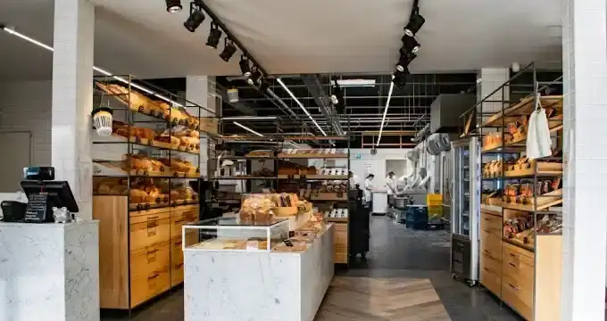 Binnenkant van winkel Fermento